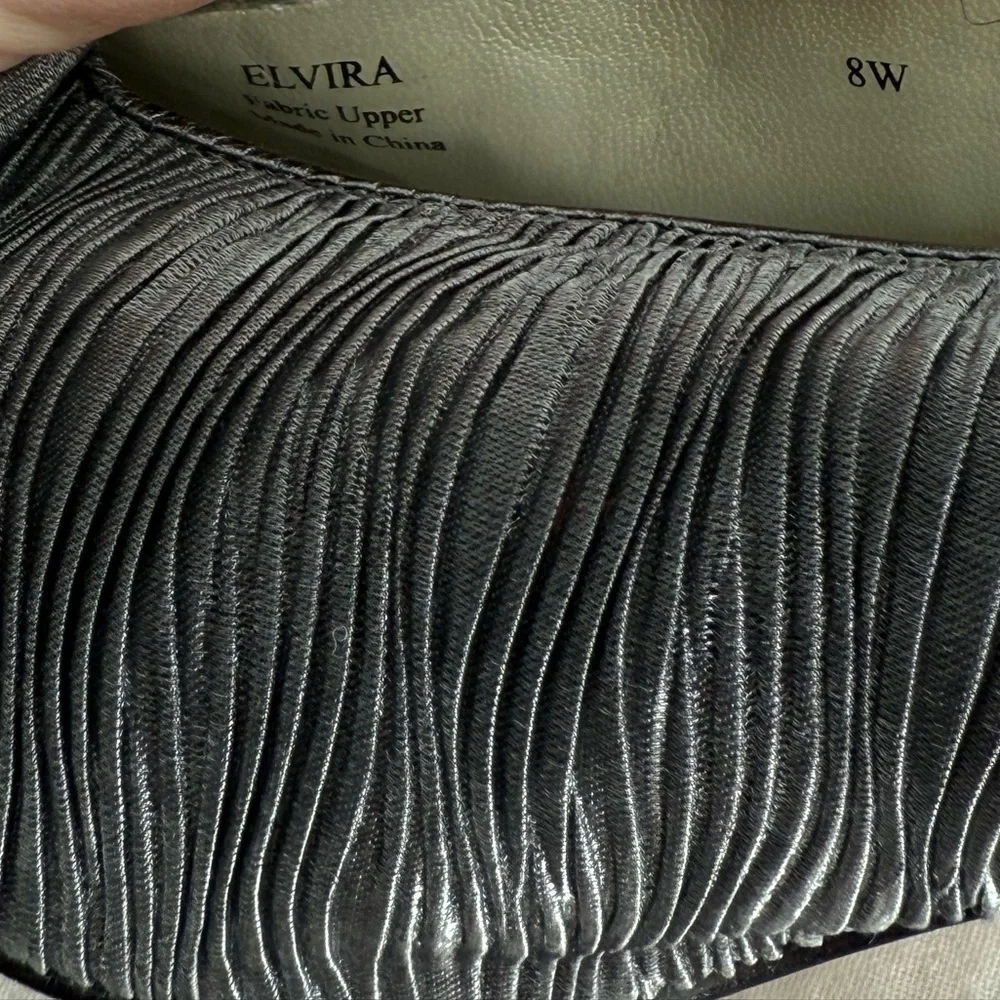 J. Renee Gray Elvira Peep-toe Fabric Mules - Picture 9 of 9